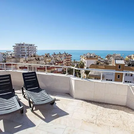 Sea View Penthouse 4+1 * Alanya