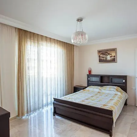 Sea View Penthouse 4+1 * Alanya